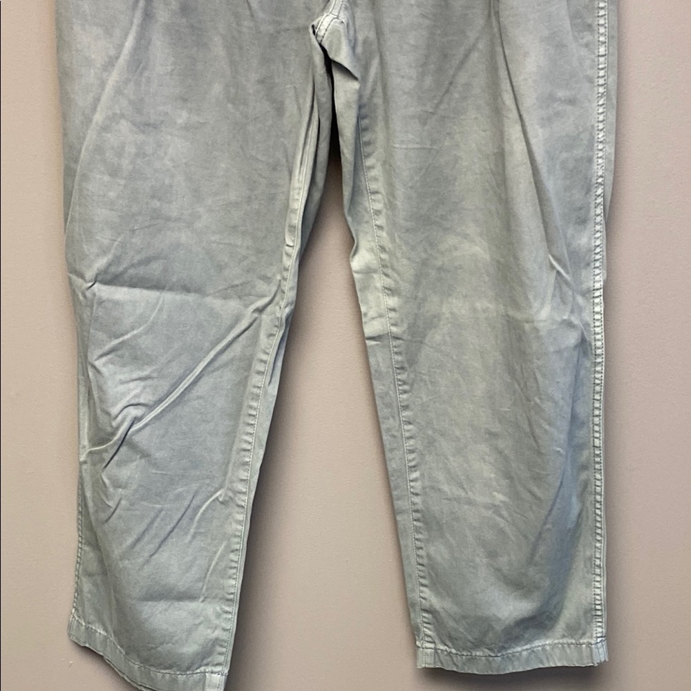 Madewell Gray Straight Leg Corduroy Pants Relaxed Fit - Picture 5 of 8